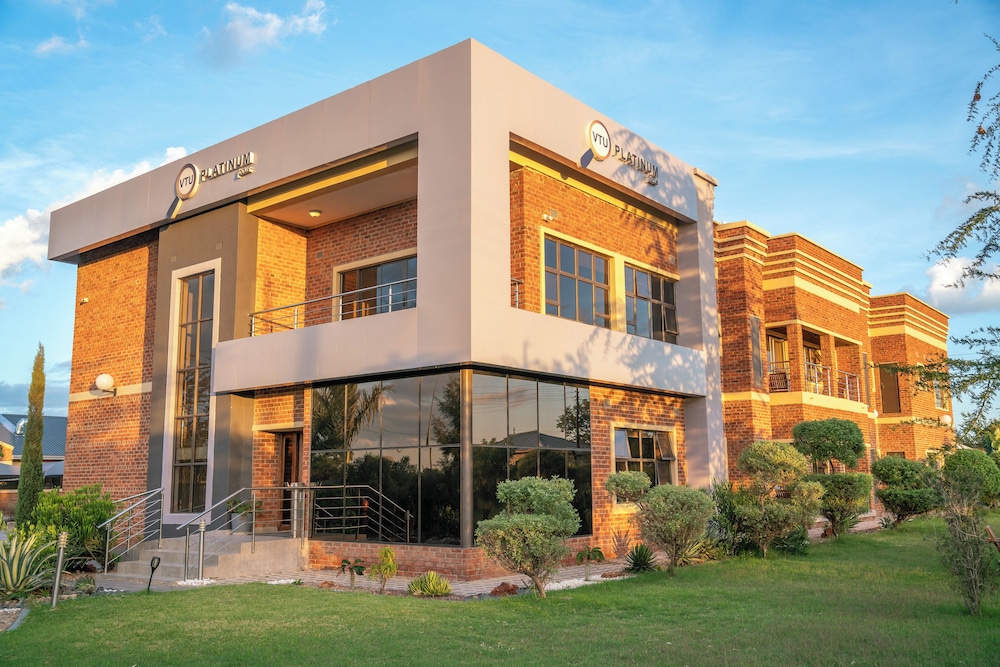 VTU Platinum Lodge — 4-Star Luxury Hotel in Kadoma, Zimbabwe