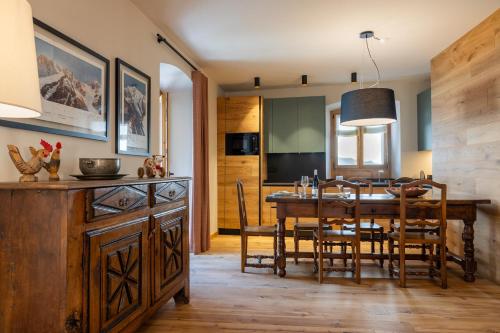 Maison Luboz Courmayeur — 4-Star Luxury Hotel in Courmayeur, Italy