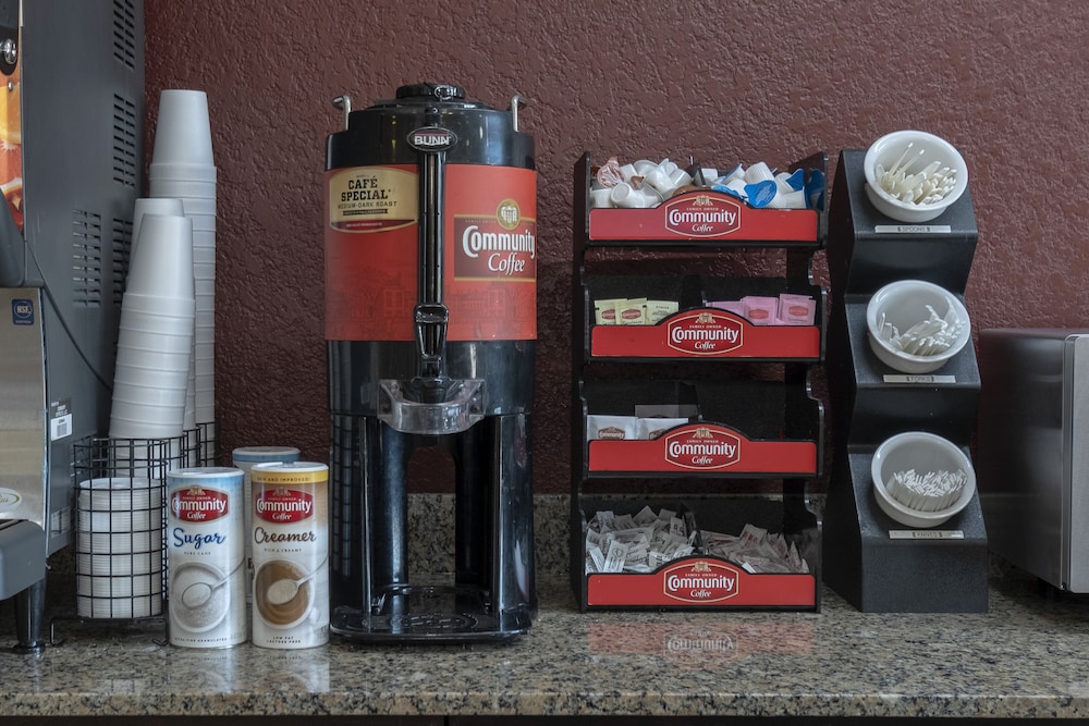 Red Roof Inn Gulf Shores - photo 22