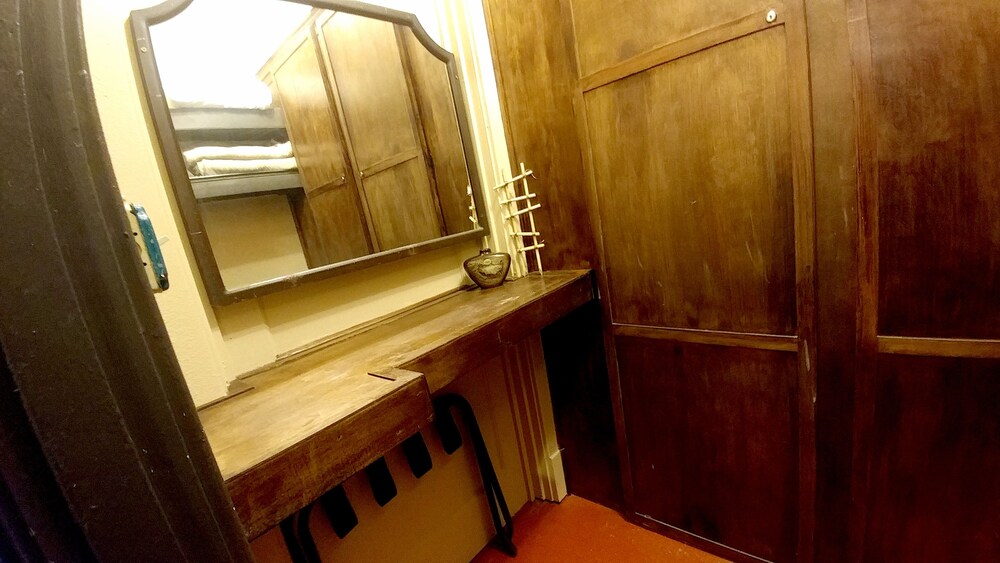 Historic Whiting Hotel Suites - photo 28