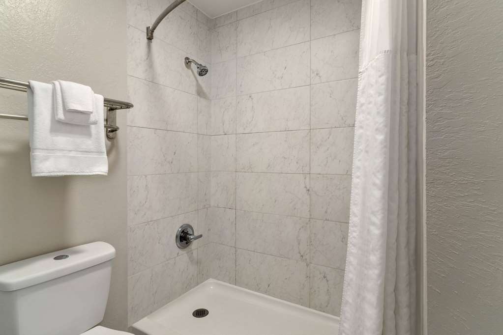 Days Inn by Wyndham Dillon - photo 27