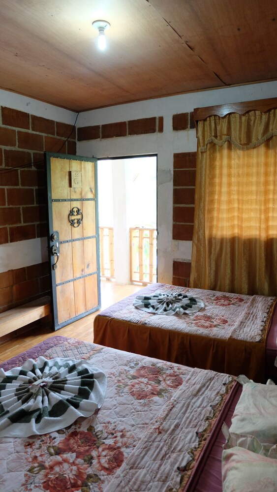 Viñas Hotel Hostel — Lanquin — photo 2