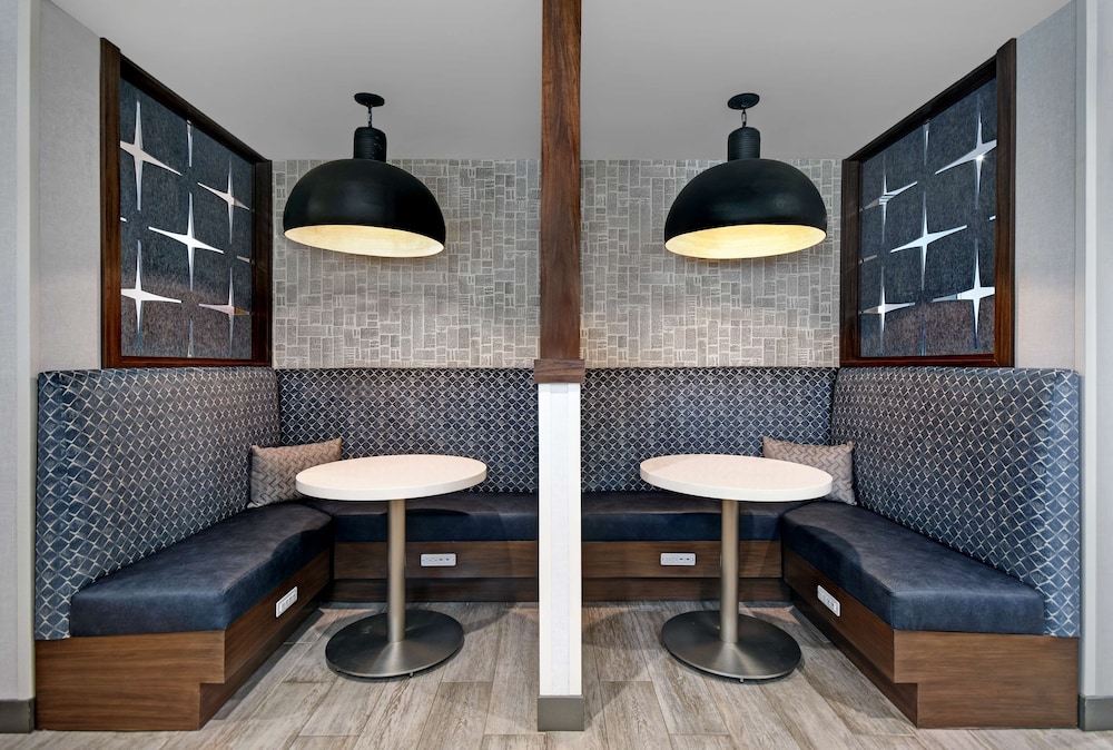 Hampton Inn Midland South - photo 41