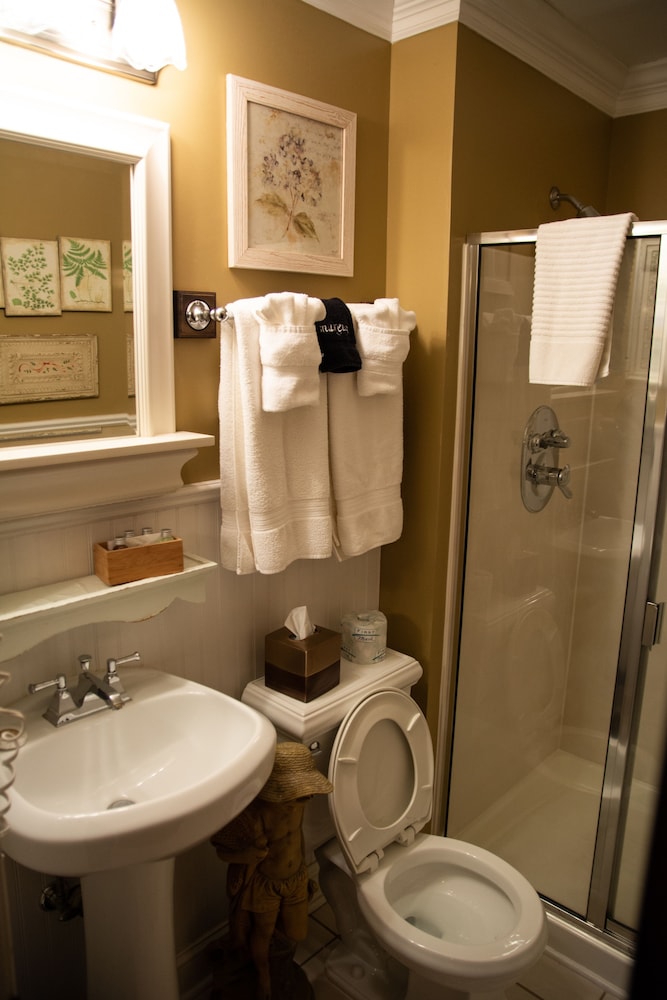 Williamsburg Sampler B & B - photo 18