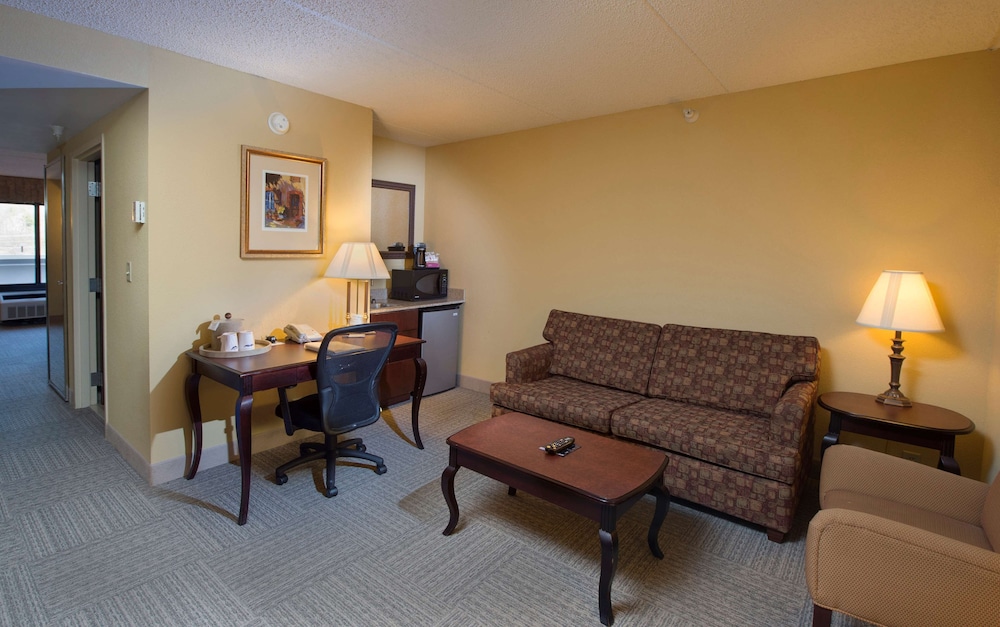 Hampton Inn Bennington - photo 19