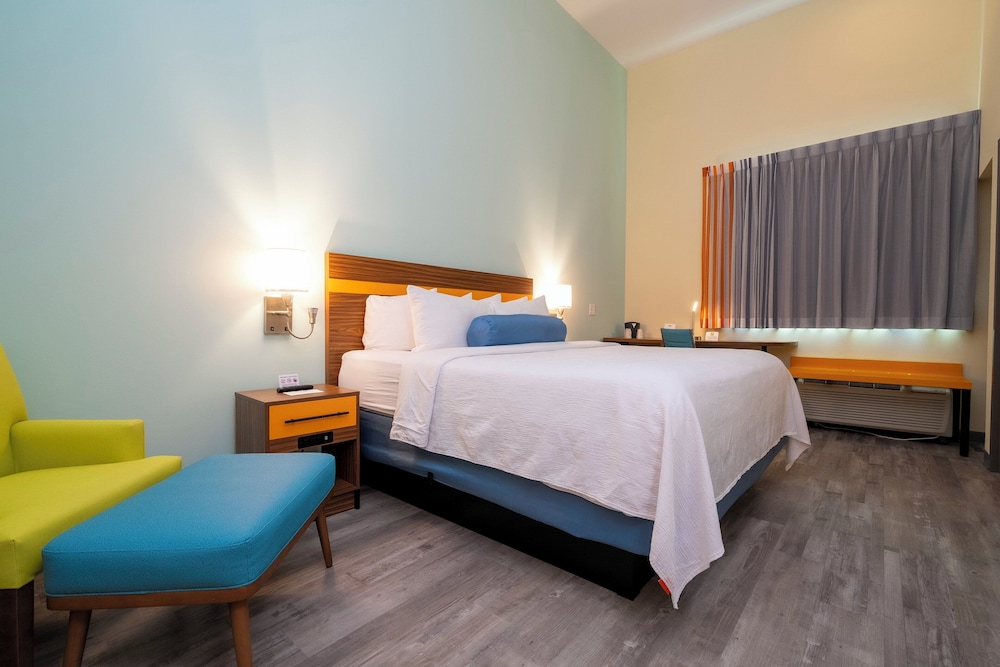 SPOT X Hotel Orlando Intl Dr by The Red Collection - photo 28