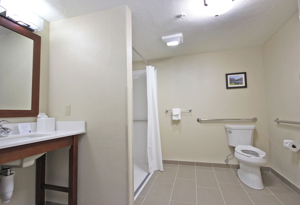 Garner Hotel Butte by IHG - photo 35