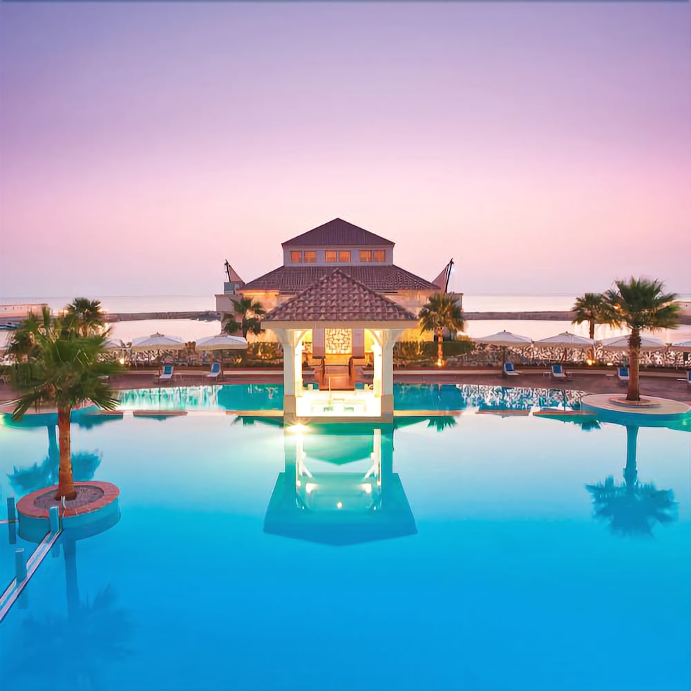 Movenpick Beach Resort Al Khobar — Khobar — photo 2