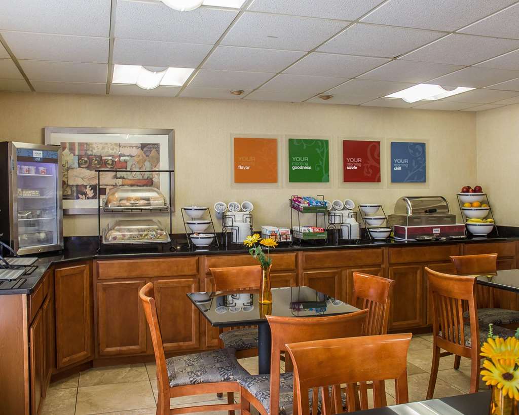 Comfort Inn Wethersfield Hartford - photo 27