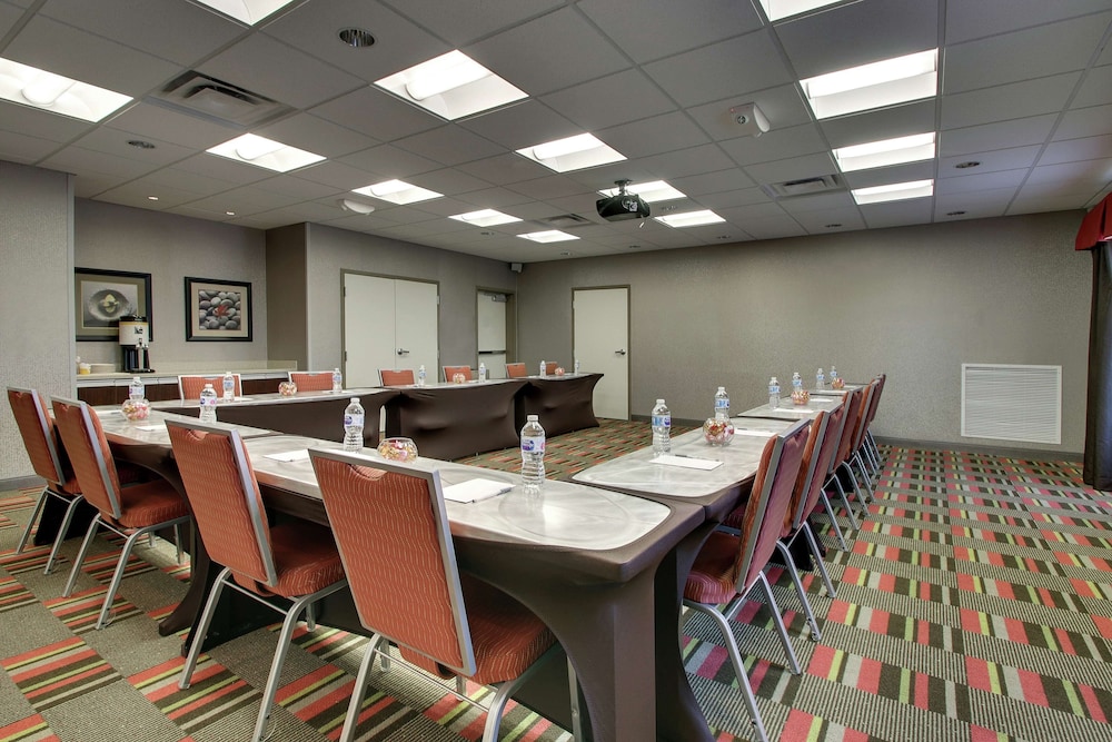 Hampton Inn & Suites Shreveport South - photo 42
