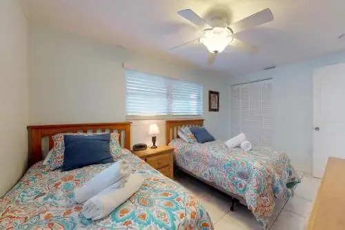 Playa Casanas North - last minute hotel in Holmes Beach