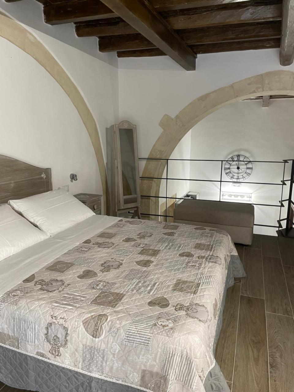 Il Molo — 4-Star Luxury Hotel in Siracusa, Italy