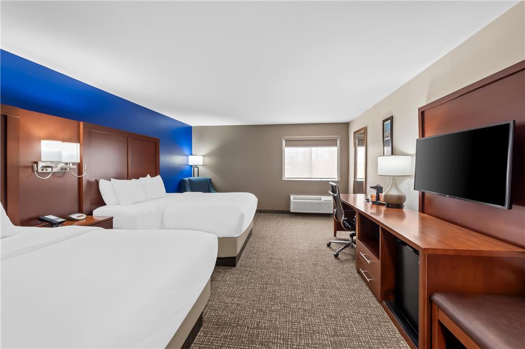 Comfort Inn & Suites Fairborn near Wright Patterson AFB - photo 41