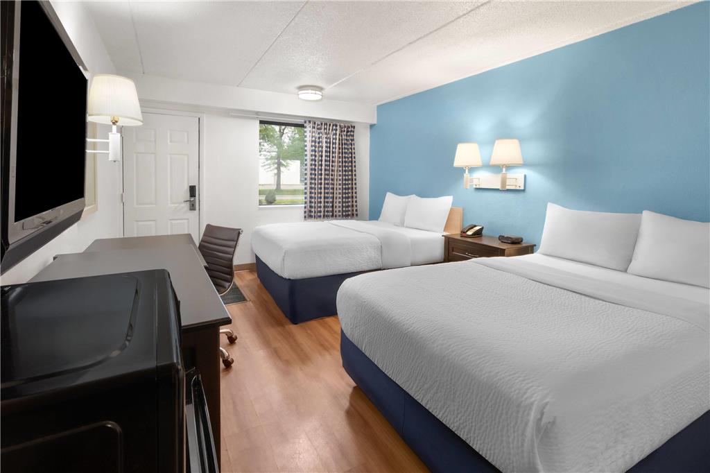 Travelodge by Wyndham Madison Heights MI - photo 11