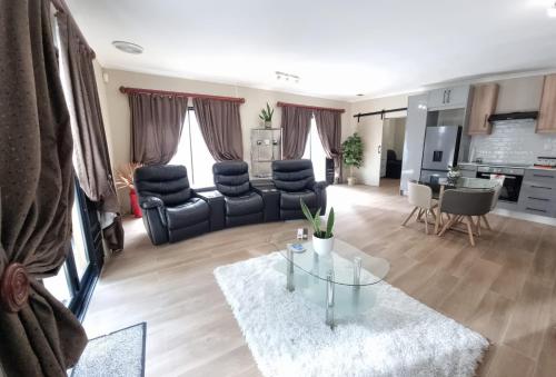 Sunset Getaways - last minute hotel in Cape Town