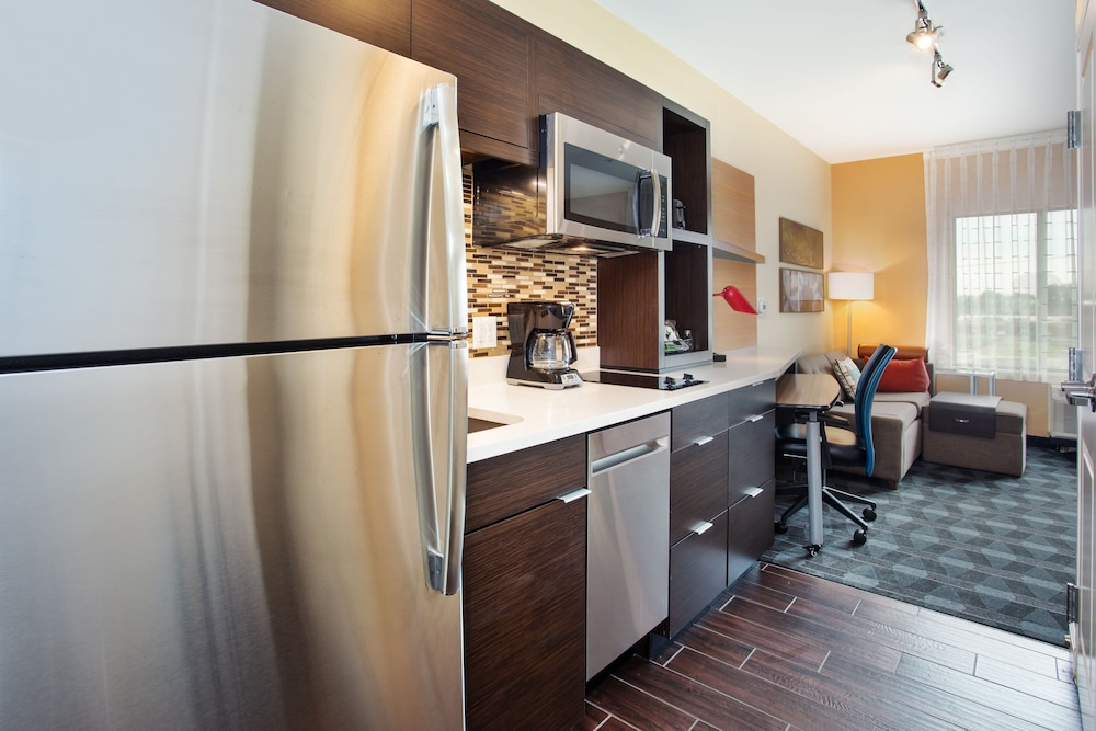 TownePlace Suites by Marriott Detroit Belleville - photo 27