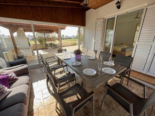 Tarracotta Villa 4 bedroom near Ayia Napa