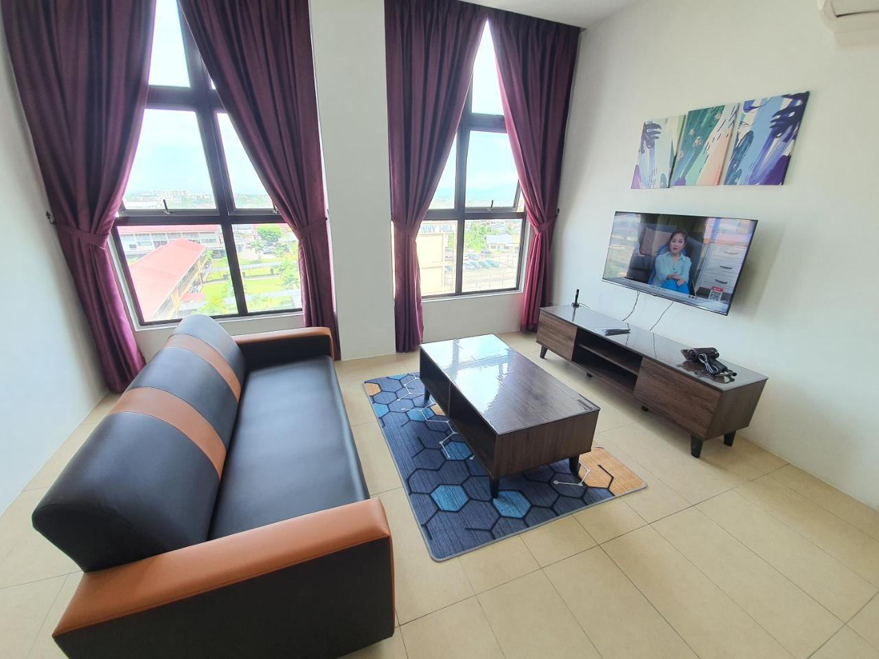Kitty Homestay 502 ROXY Apartment Kuching — 4-Star Luxury Hotel in Kuching, Malaysia