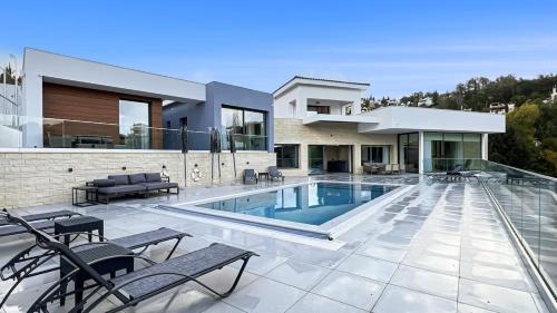 Majestic Manor in Tala, Cyprus