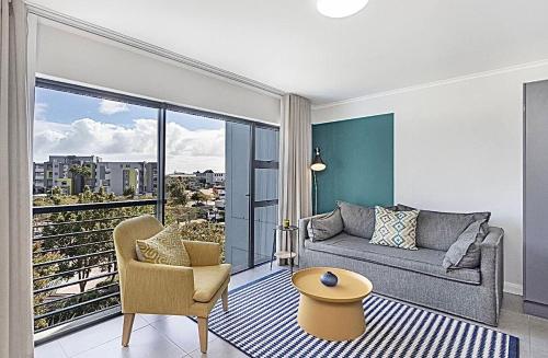 Chic 1 bedroom apt in Century city