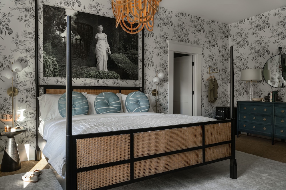 The Rushmore in Athens, United States