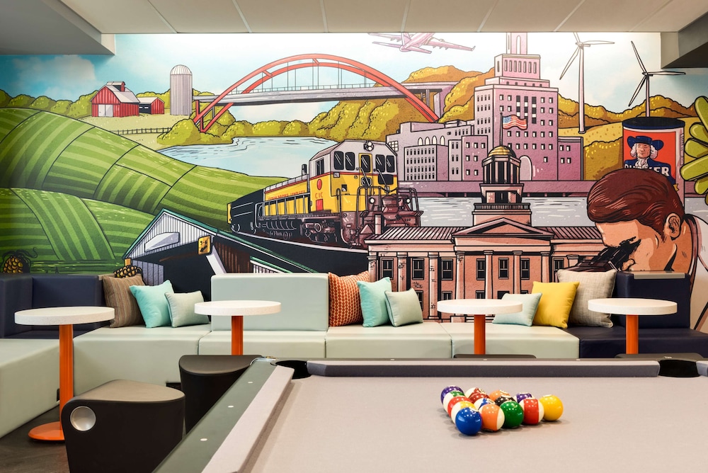 Tru by Hilton Cedar Rapids Westdale - photo 4