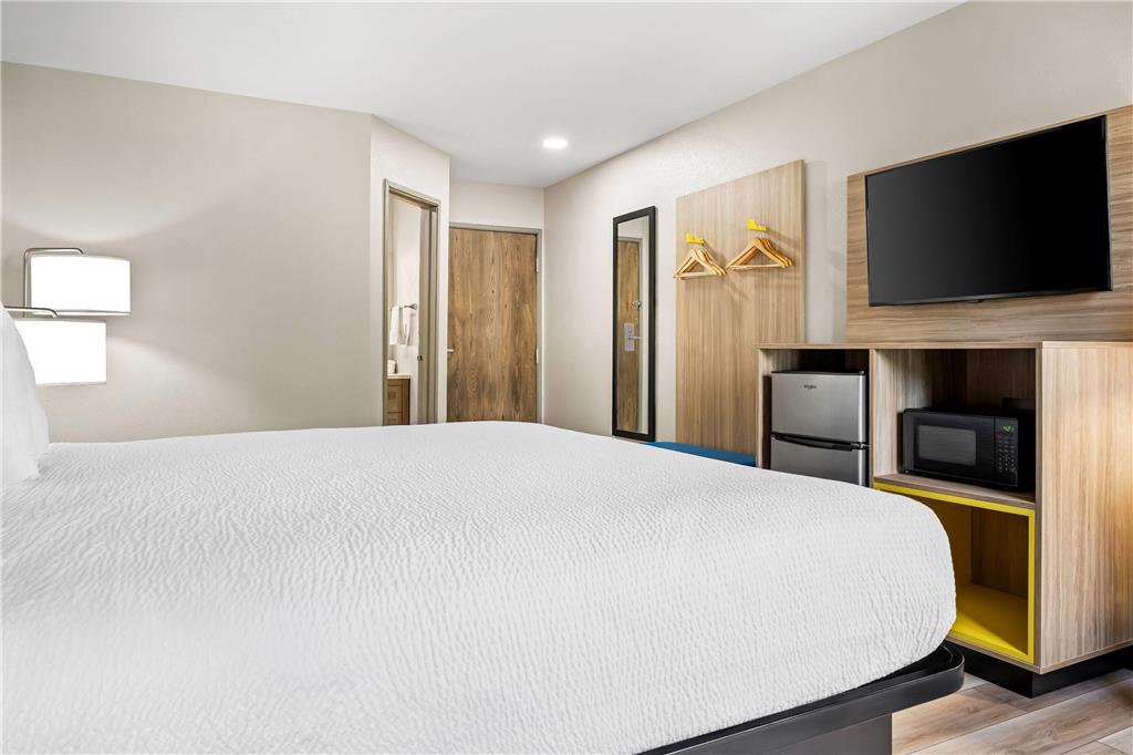 Days Inn by Wyndham Billings - photo 15