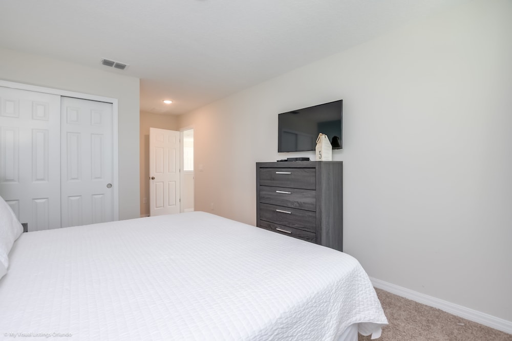 Resort Community Town Home with Pool - photo 10