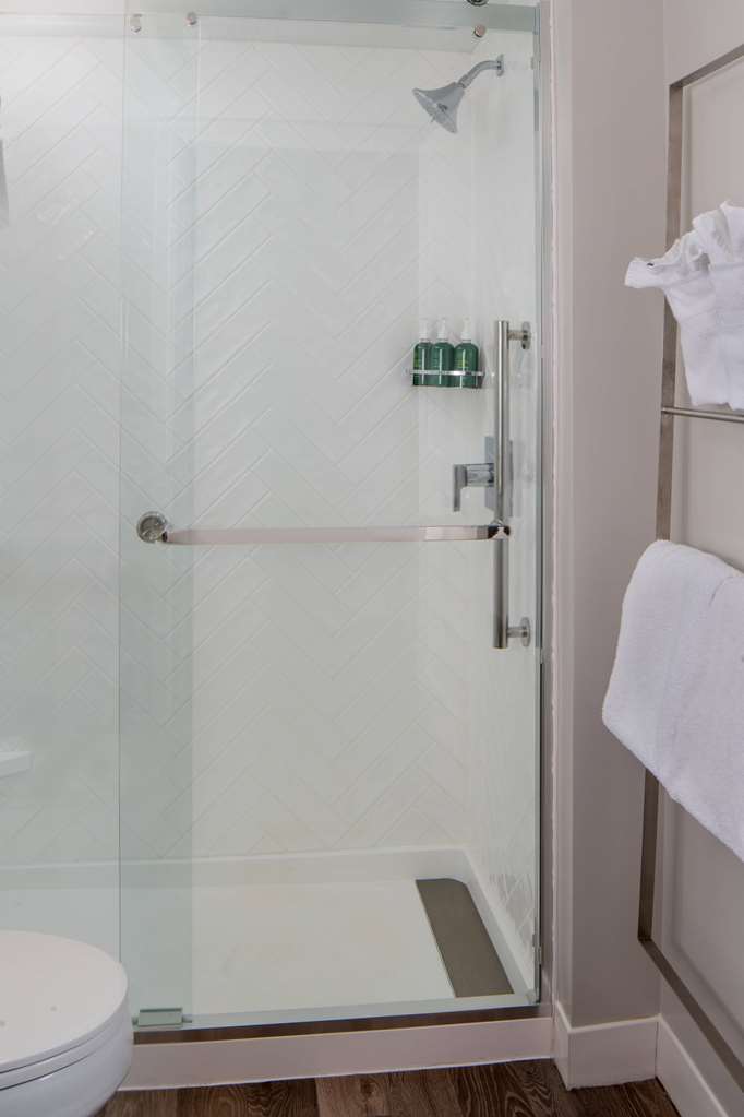 Sonesta Simply Suites Falls Church - photo 15