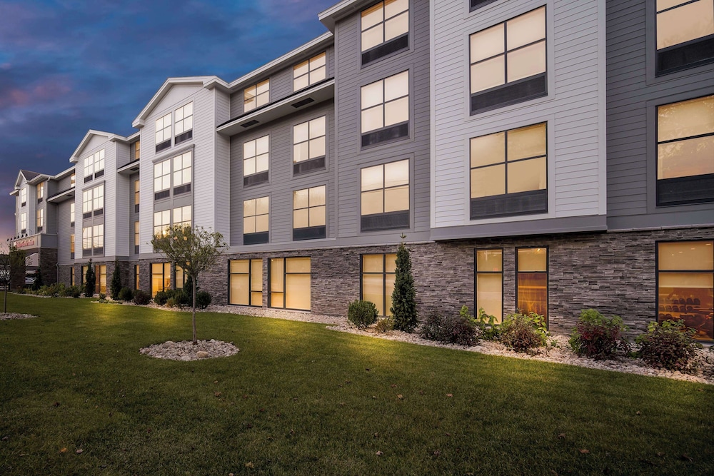 Hilton Garden Inn North Conway - photo 51