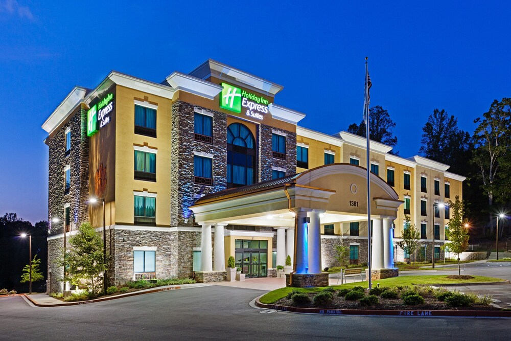 Holiday Inn Express & Suites Clemson by IHG - photo 2