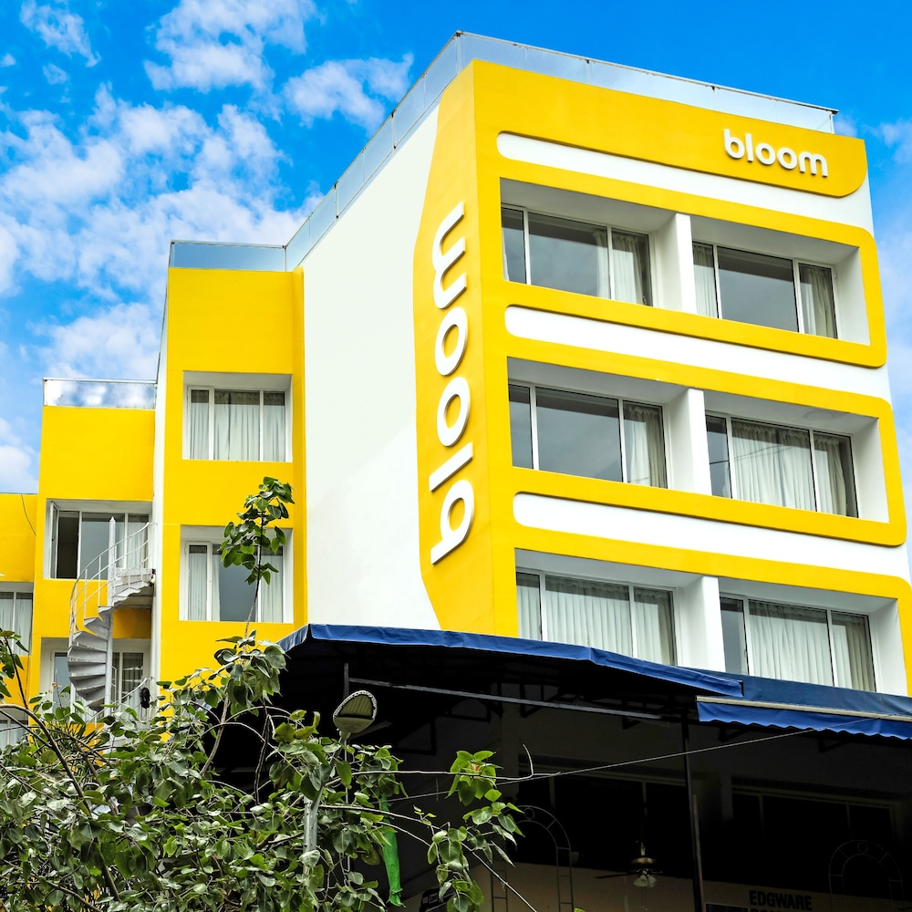 Bloom Hotel Juhu - last minute hotel in Mumbai