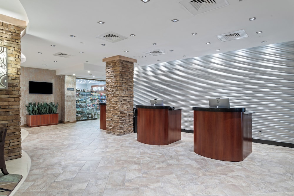 Crowne Plaza Executive Center Baton Rouge by IHG - photo 142