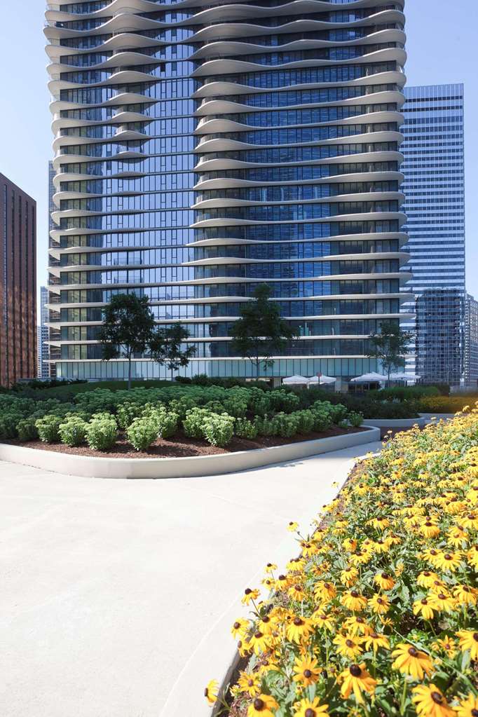 Radisson Blu Aqua Hotel Chicago - photo 3