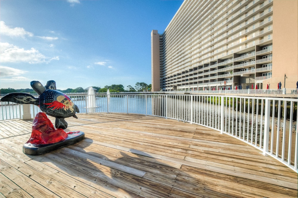 Laketown Wharf Resort by Aneliya's Rentals - photo 872