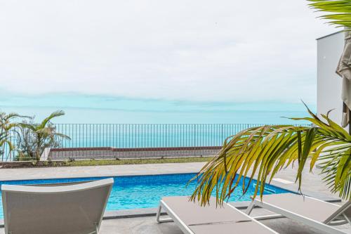 Villa Bali — 4-Star Luxury Hotel in Arco Da Calheta, Portugal