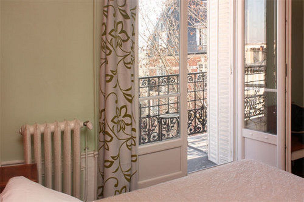 Hotel Baudin - last minute hotel in Paris