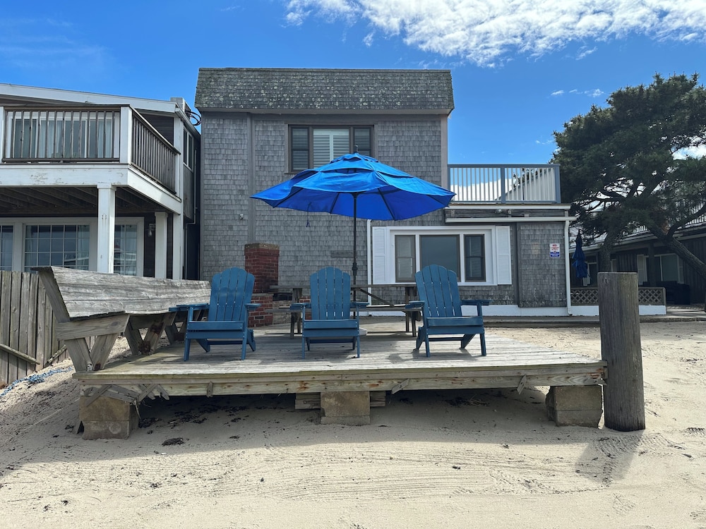 Vineyard Harbor Motel Private Beach - photo 343