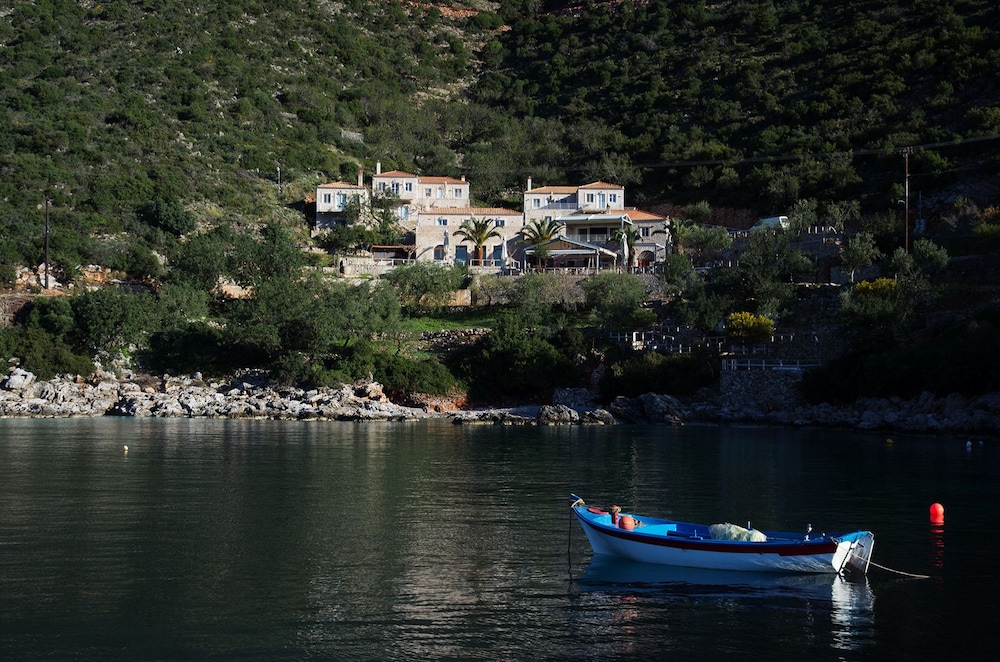 Cavo Kortia - last minute hotel in Mitropoli