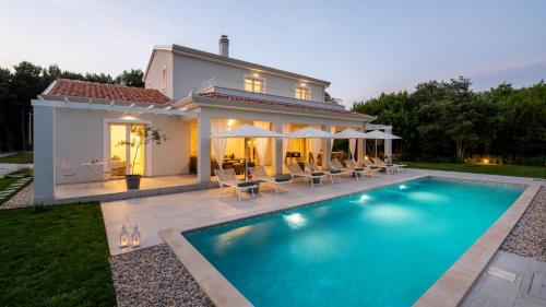 Villa Oliveti by Villas Holiday — 4-Star Luxury Hotel in Porec, Croatia