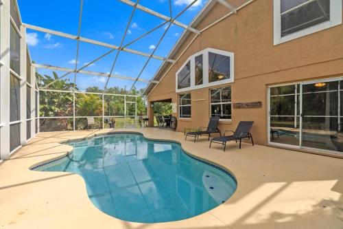 Fantasy Villa Private pool Conservation view Games room close to Disney — 4-Star Luxury Hotel in Davenport, United States