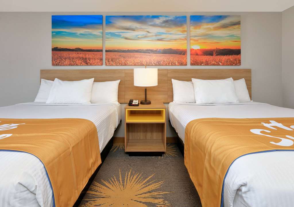 Days Inn by Wyndham Tunica Resorts - photo 33
