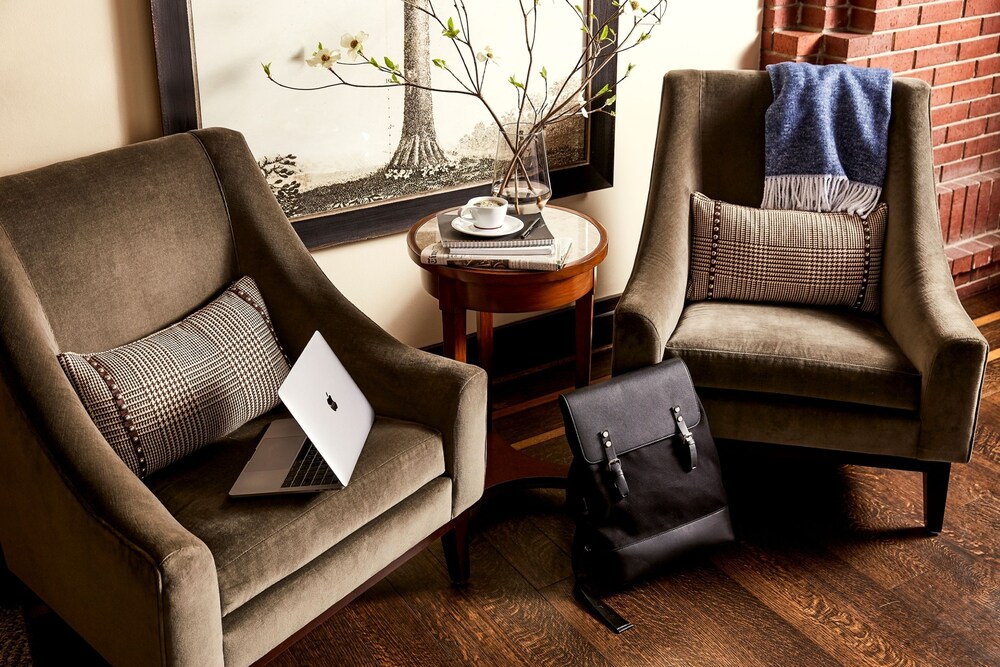 The Stanford Park Hotel — hotel in Menlo Park