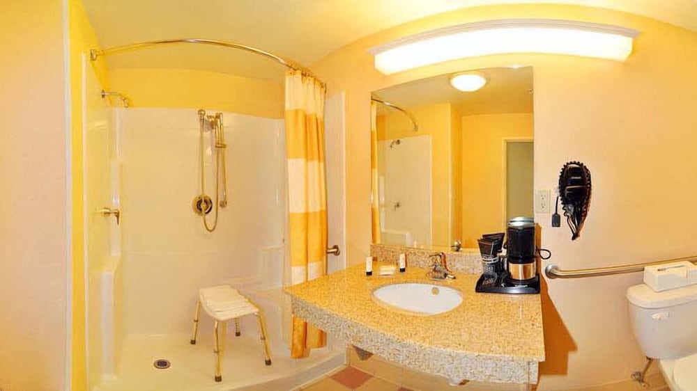 Fairfield Inn & Suites Marianna - photo 23