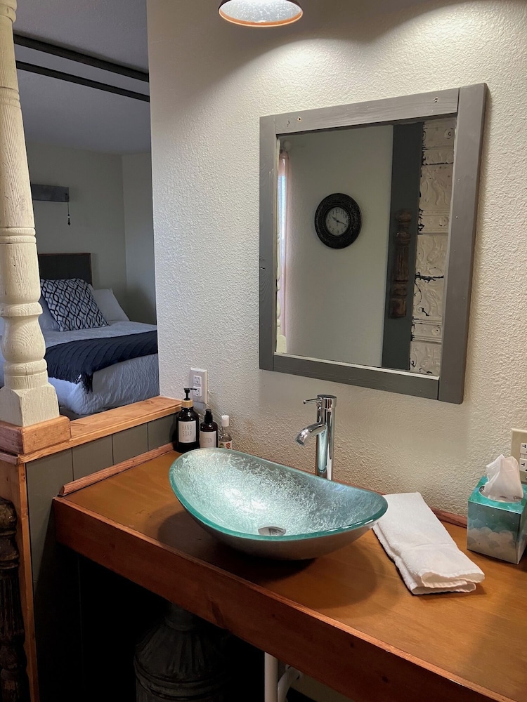 Prairie Rose Inn - photo 40