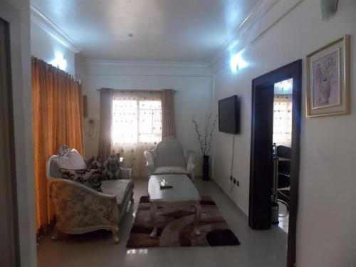 Ayalla Hotels now Elomas Hotel Royal — Abuja — photo 5