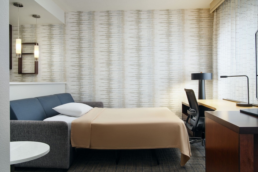 Residence Inn Fort Myers at I 75 and Gulf Coast Town Center - photo 7
