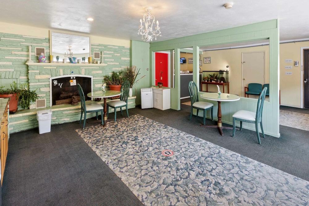 Buena Vista Inn Motel - photo 22