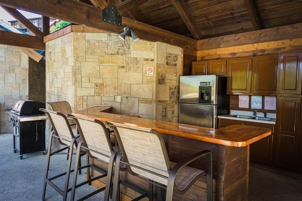 2103 Golf View Towers Lazy Bears Den - photo 10