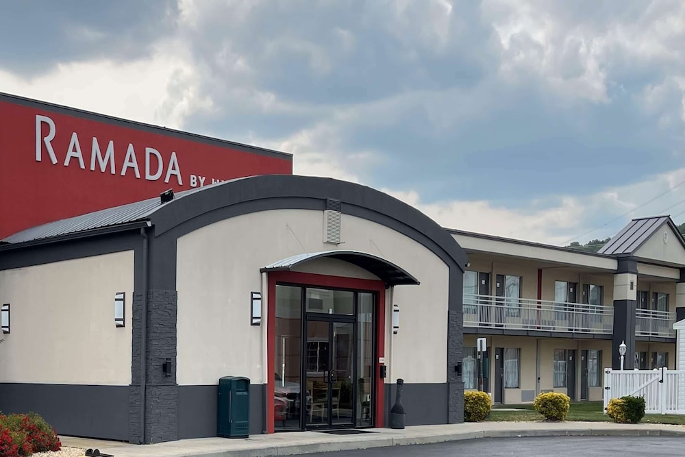 Ramada by Wyndham Harrisonburg in Harrisonburg, United States